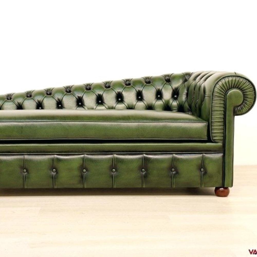 Jacob Chesterfield Chaise Lounge
